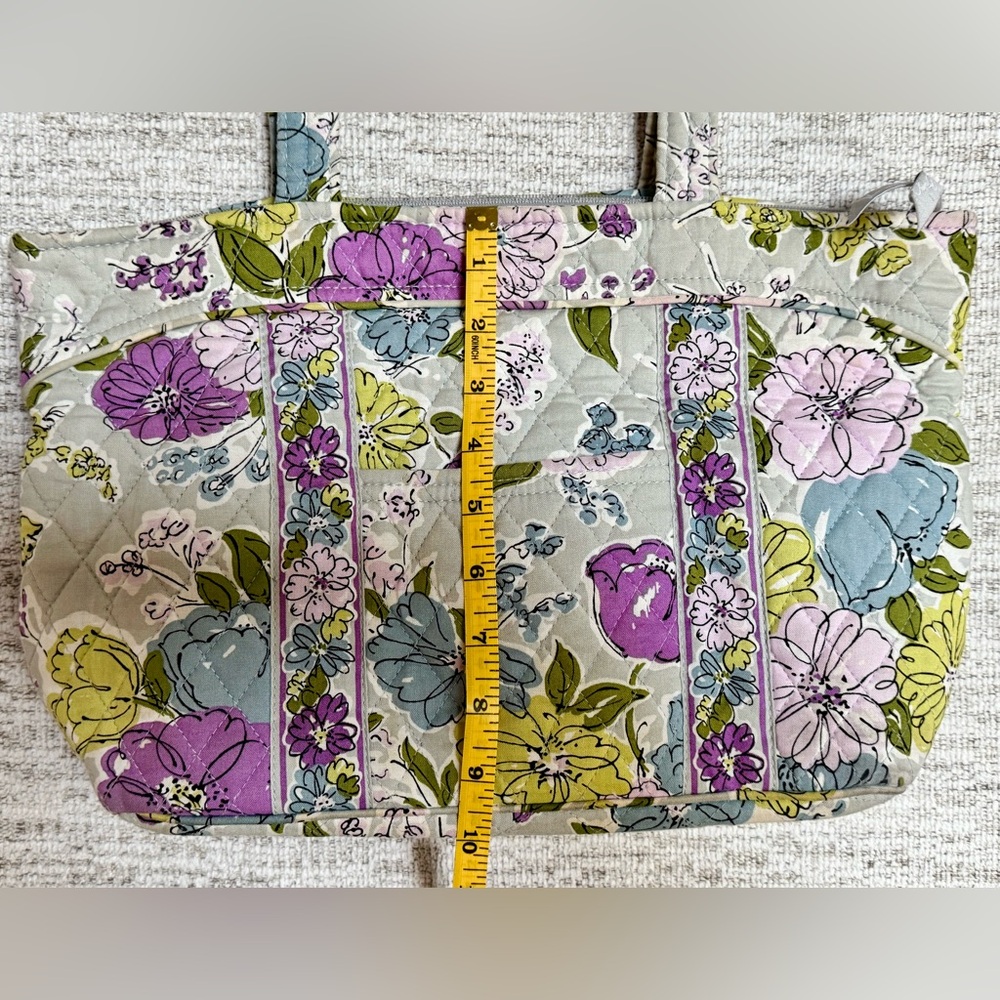 Vera Bradley Watercolor Floral purse with matching pouch - Picture 3 of 10
